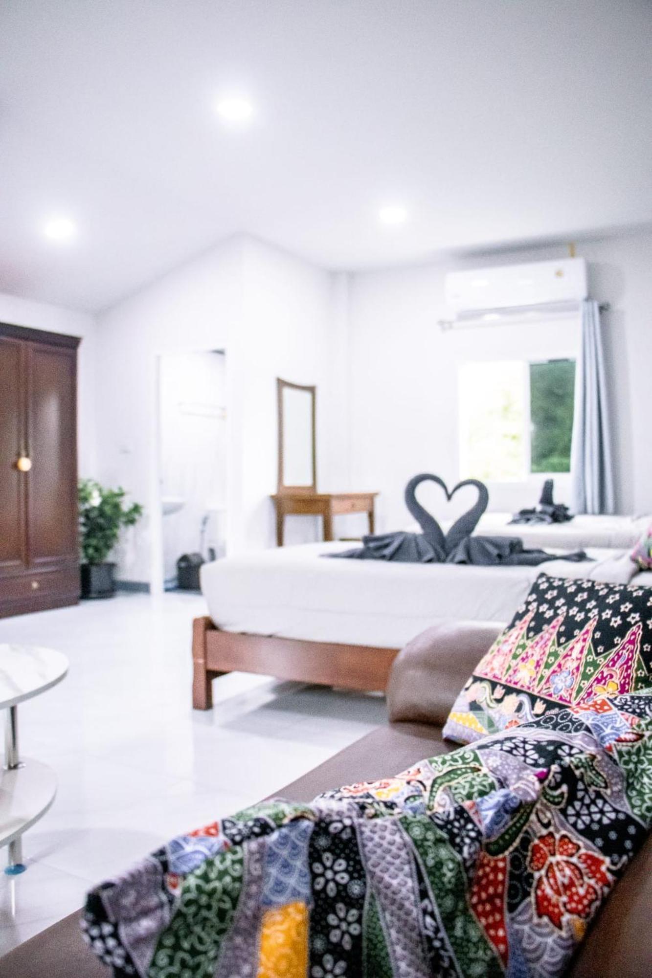 Relax Home Ao Nang Екстер'єр фото